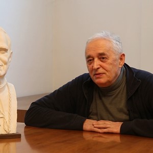 U sjećanje na kardinala Kuharića: razgovor s mons. Jurjem Jerneićem